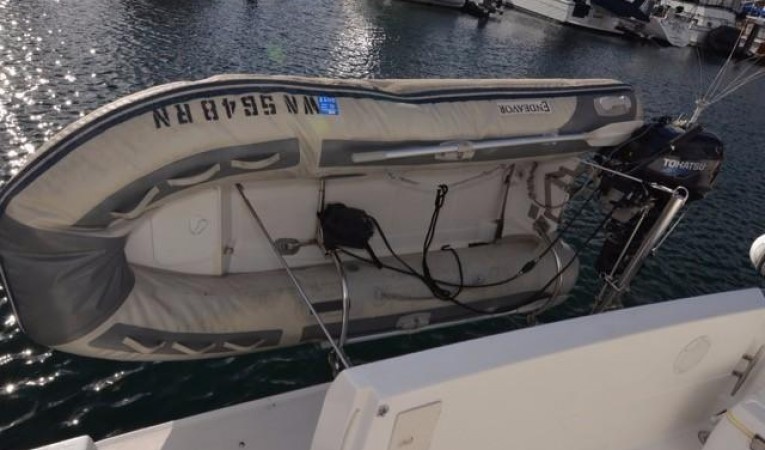 40 Bayliner Tender, 15HP motor and Transom davit