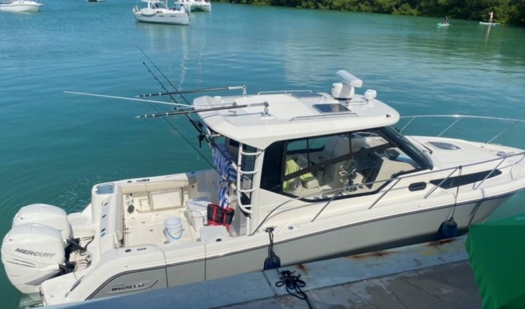 32 Boston Whaler 
