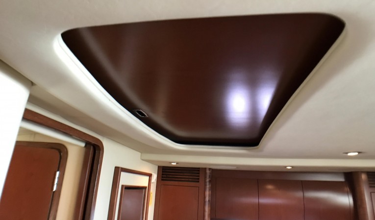 40 Sea Ray Skylight