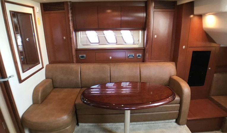 40 Sea Ray Dinette and Pullout Sleeper