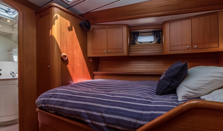60 Farr Port Guest Cabin