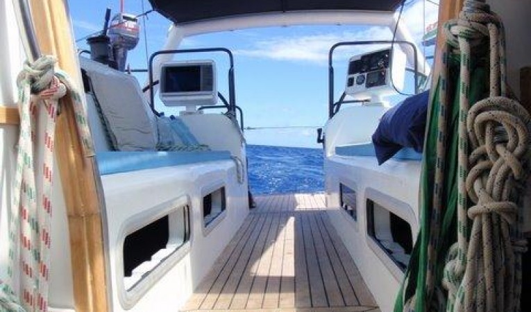 48 Berckemeyer Facing aft