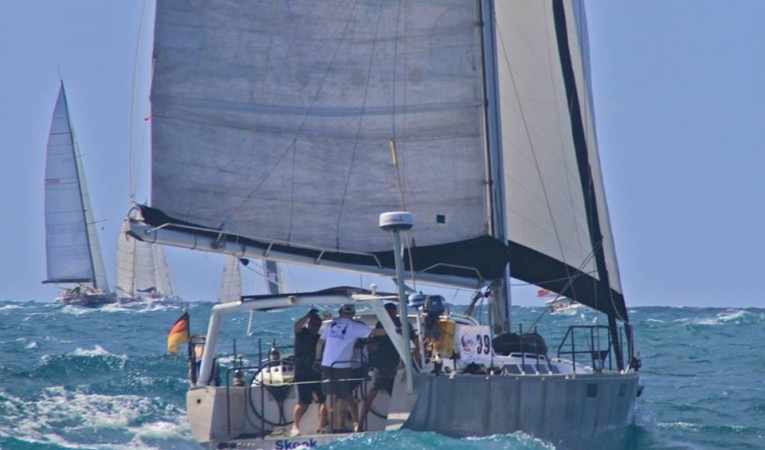 48 Berckemeyer Sailing
