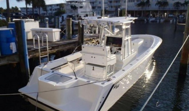 32 SeaVee 