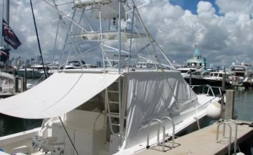 43 Viking 1997 Miami, Florida Sold on 2016-11-15 by Denison Yacht