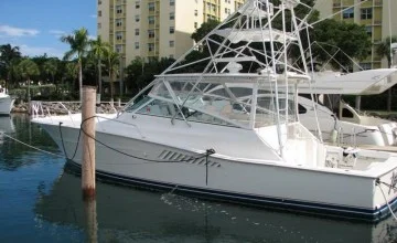 43 Viking 1997 Miami, Florida Sold on 2016-11-15 by Denison Yacht