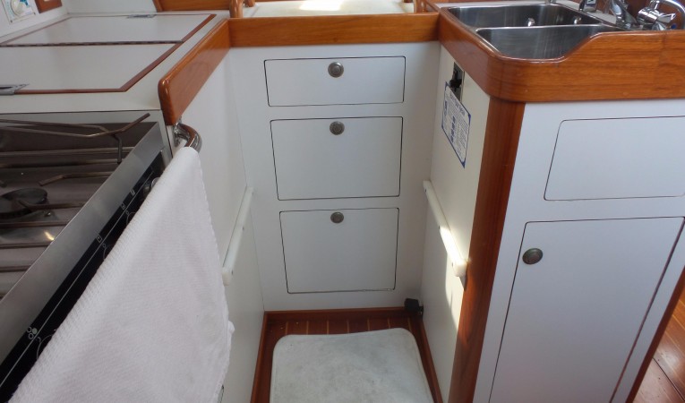 40 J Boats Galley storage