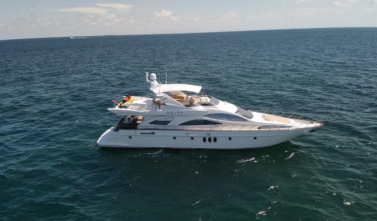 80 Azimut 