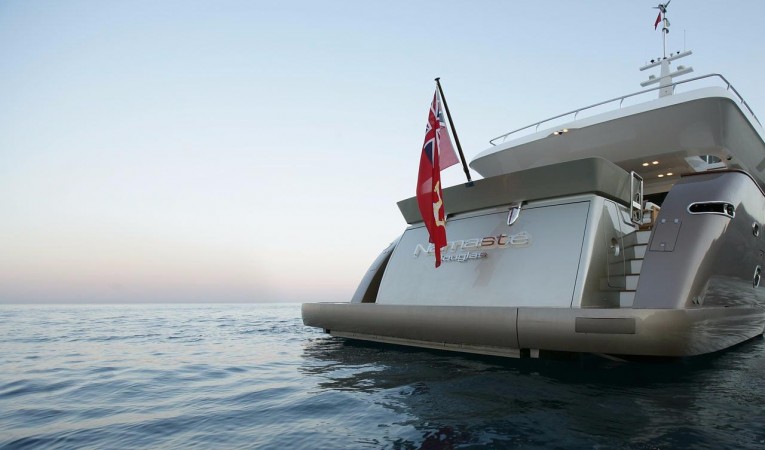 132 Tamsen Yachts Transom