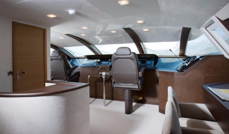 132 Tamsen Yachts Wheelhouse