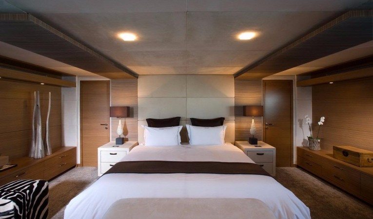 132 Tamsen Yachts Guest stateroom