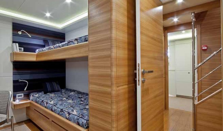 86 Cantiere delle Marche Twin Guest Stateroom