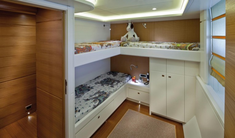 86 Cantiere delle Marche Guest Bunk Room