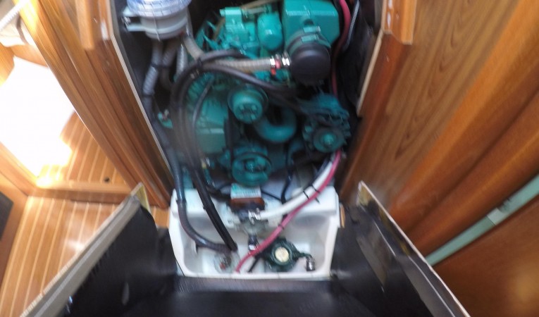37 Jeanneau 40 HP Volvo diesel