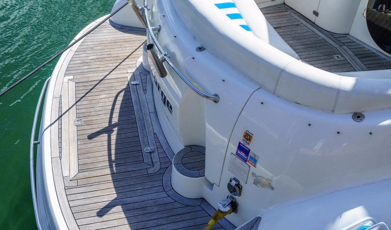 41 Sealine Swim Platform