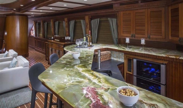 115 Trinity Yachts 