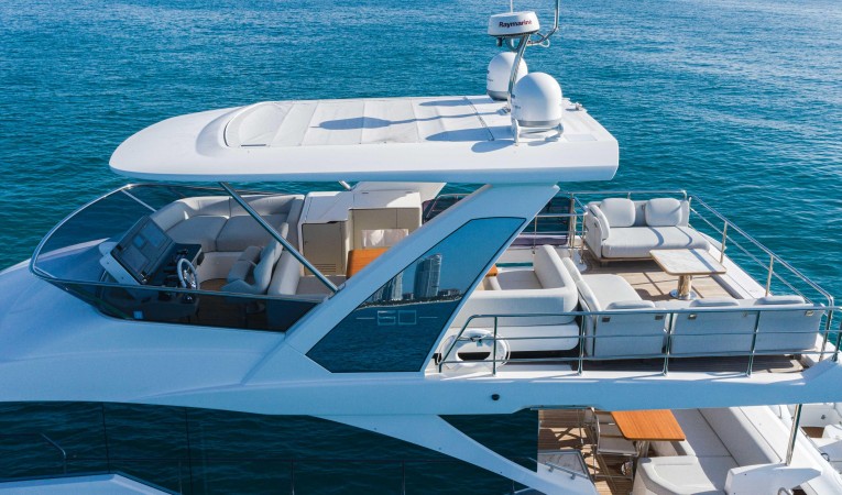 60 Azimut 