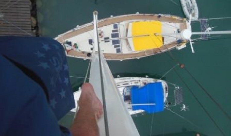 52 Amel Overhead view