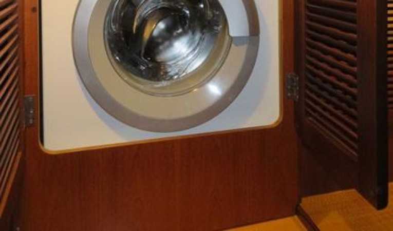52 Seahorse Washer/dryer