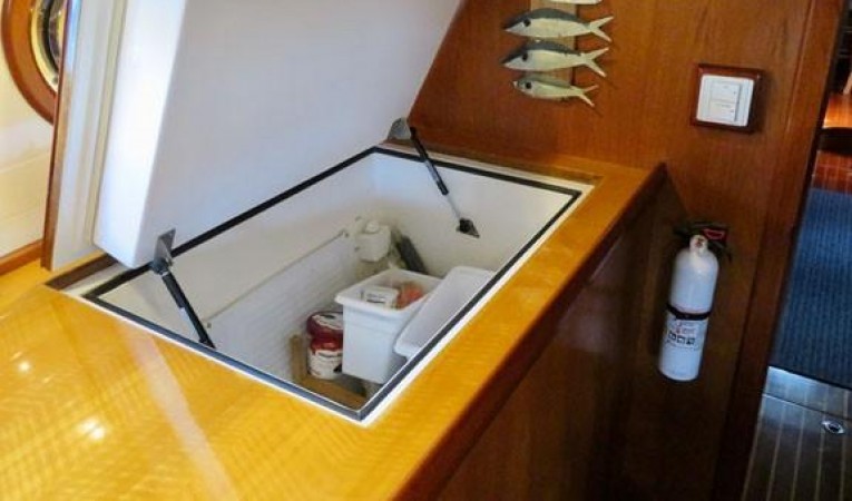 52 Seahorse Additional freezer in master stateroom