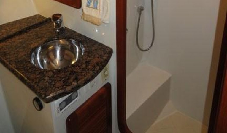 52 Seahorse Forward head & Shower