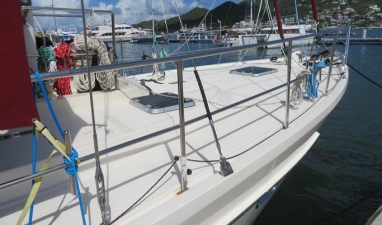 52 Seahorse Forward deck