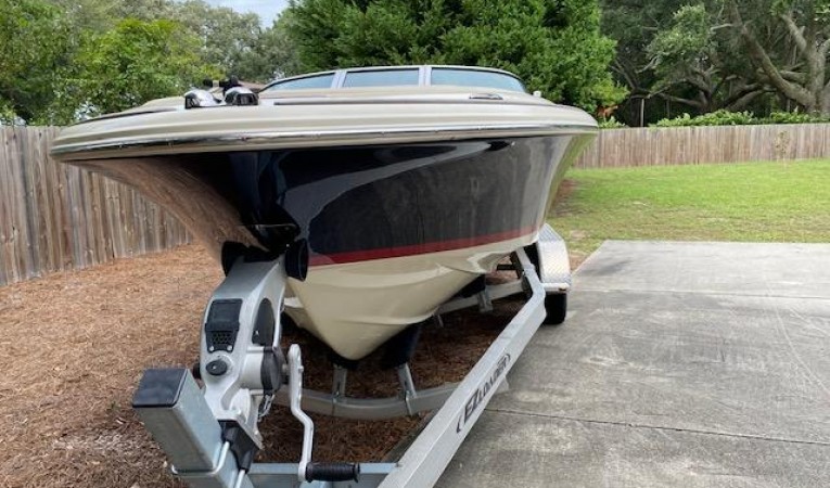 23 Chris-Craft 