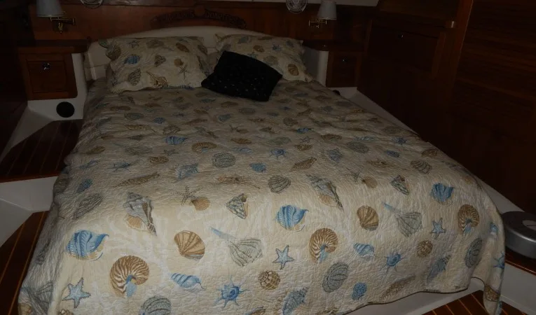 47 Catalina Aft Cabin