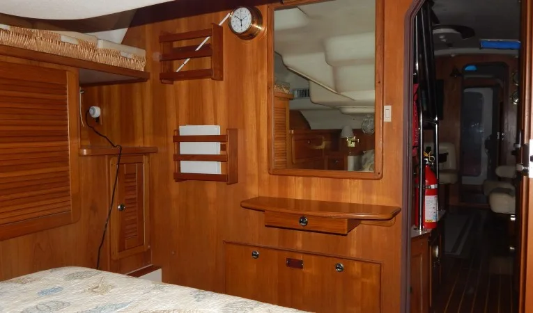 47 Catalina Aft Cabin-5