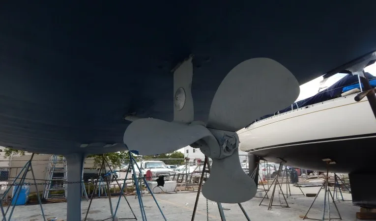 47 Catalina Feathering Propelle