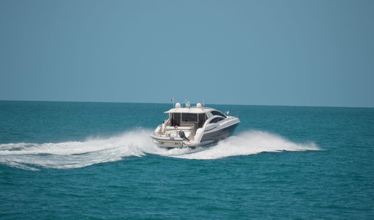 54 Savannah Aft Running