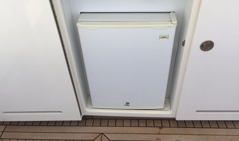 54 Savannah Cockpit Fridge