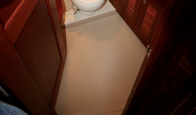 35 Island Packet Head and shower