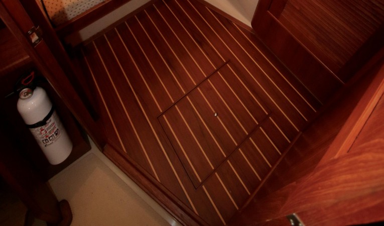 35 Island Packet Aft cabin