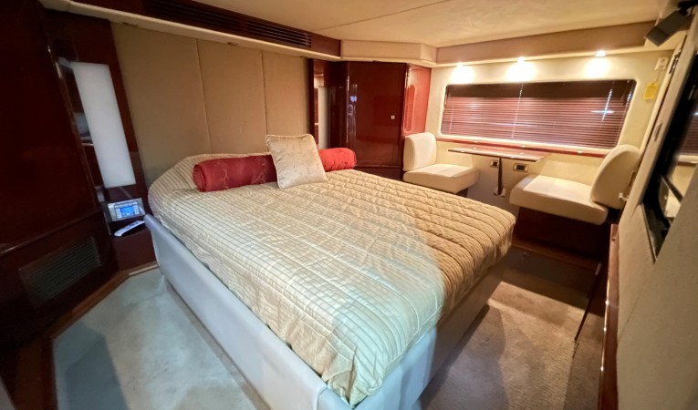 55 Sea Ray 