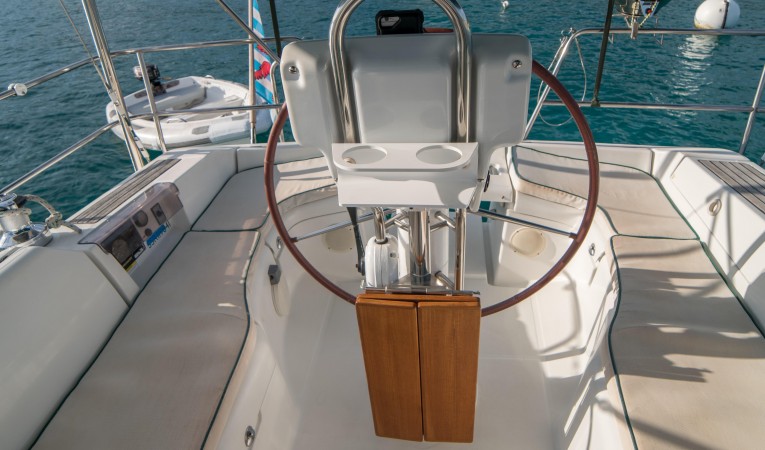 37 Beneteau 