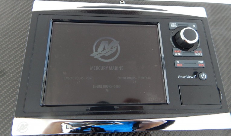 39 Cigarette Racing Digital Diagnostics System