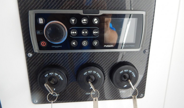 39 Cigarette Racing Fusion Entertainment