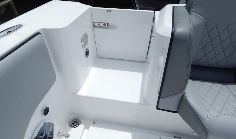 39 Cigarette Racing Transom Door