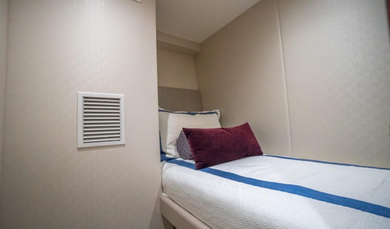 75 Hatteras Crew Cabin #1