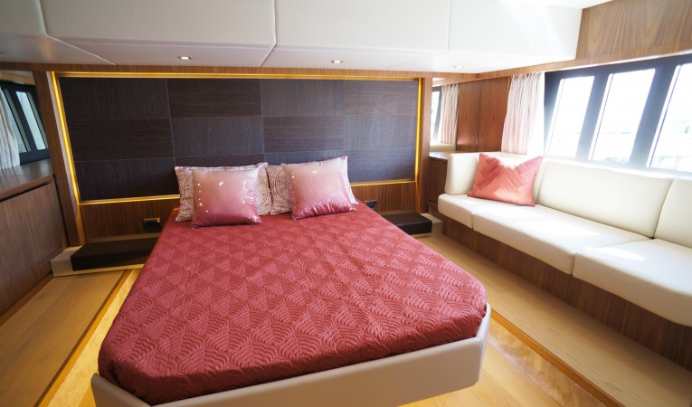 56 Absolute Master cabin