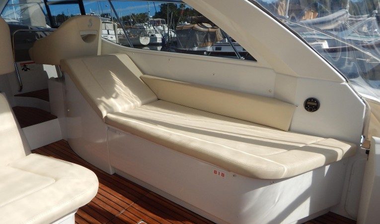 38 Beneteau 