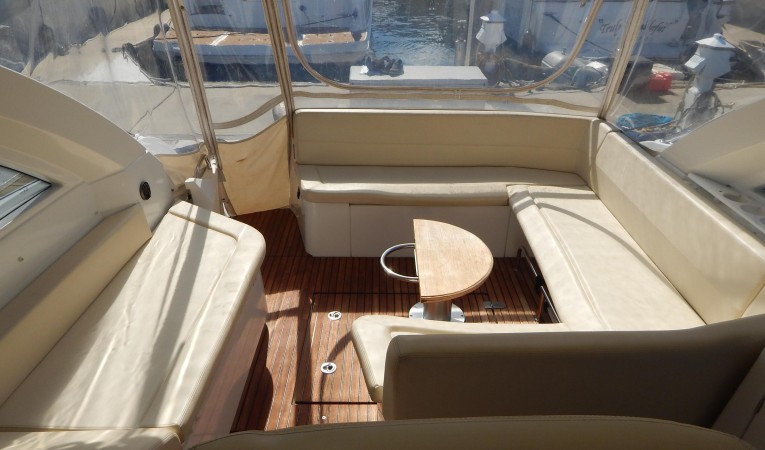 38 Beneteau 
