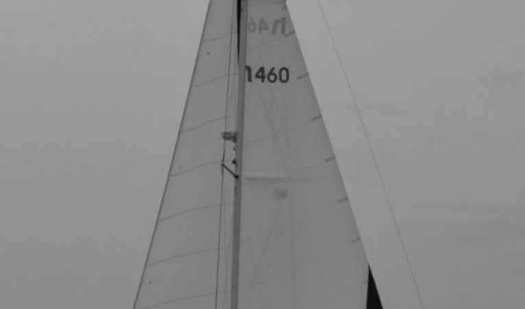 46 Hunter Under sail