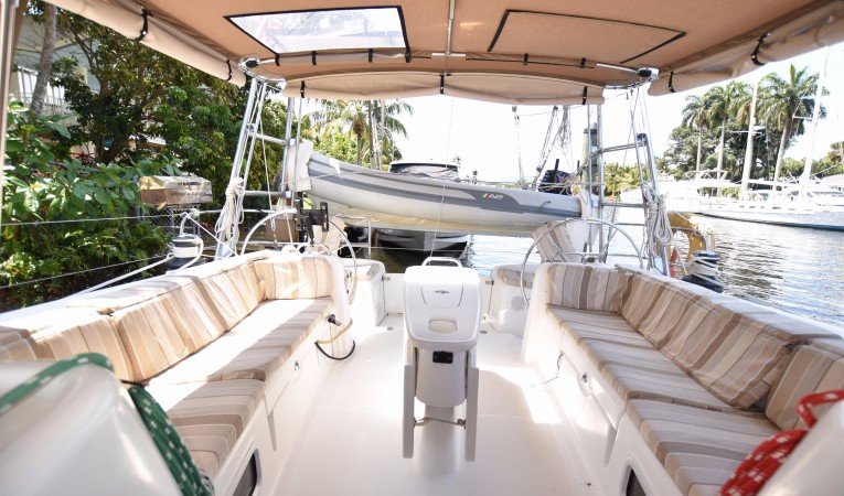 50 Beneteau Conveniently carry the dinghy on davits