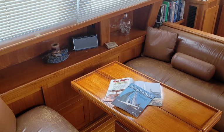 46 CAL Salon seating 2