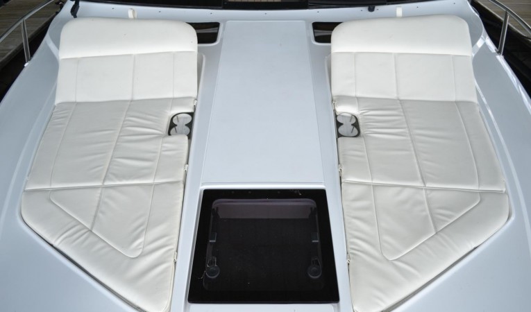 40 Cobalt Bow Sunpad