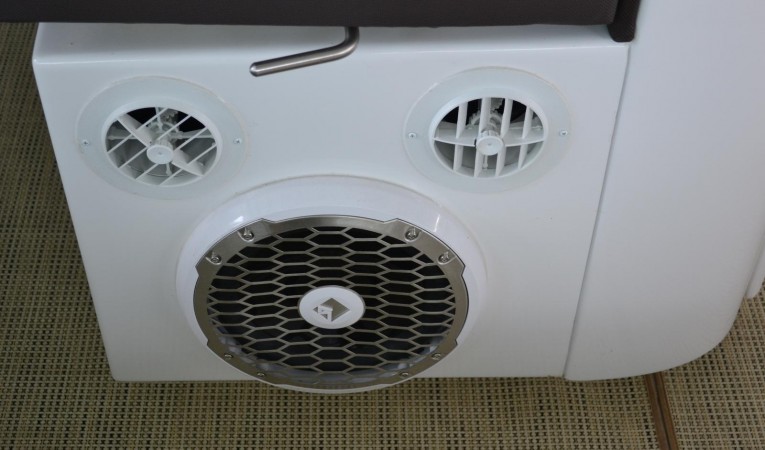 40 Cobalt Rockford Fosgate Subwoofer