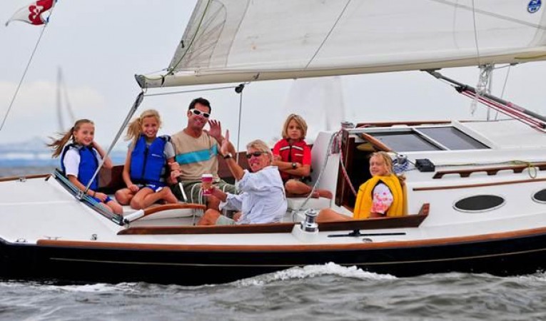 28 Alerion Lots of room for family sistership