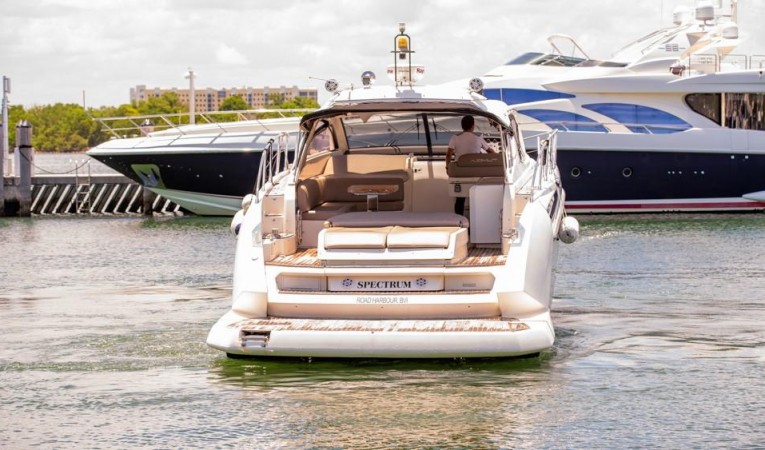 48 Azimut 